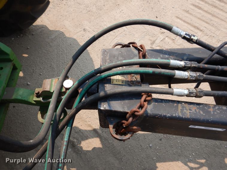 image for item IN9811 2003 CH TLR-1050  roll-off grain trailer