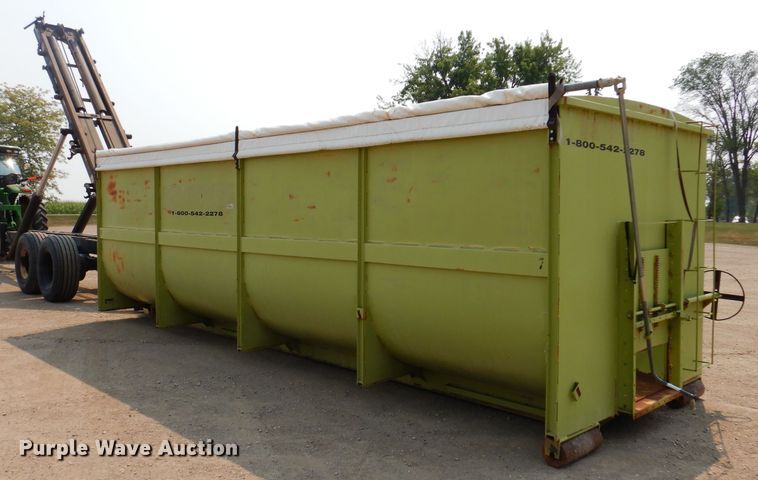image for item IN9811 2003 CH TLR-1050  roll-off grain trailer
