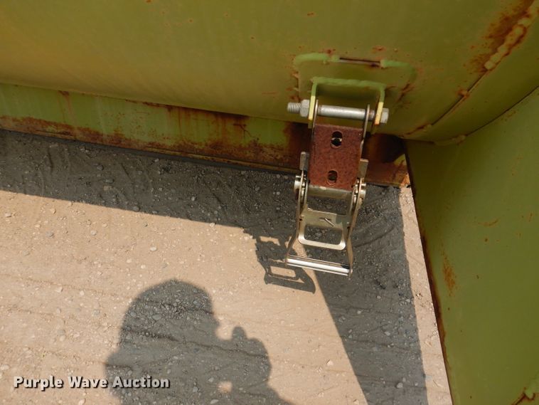 image for item IN9811 2003 CH TLR-1050  roll-off grain trailer