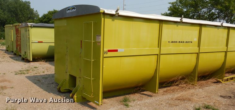 image for item IN9811 2003 CH TLR-1050  roll-off grain trailer