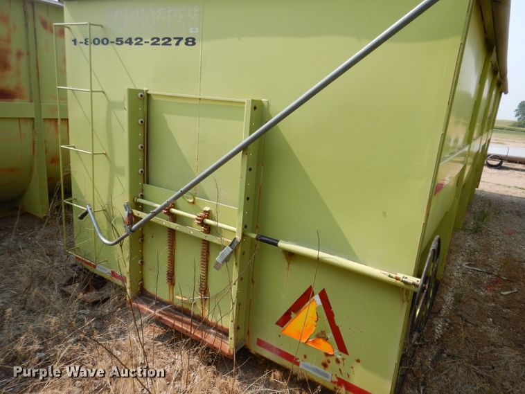 image for item IN9811 2003 CH TLR-1050  roll-off grain trailer