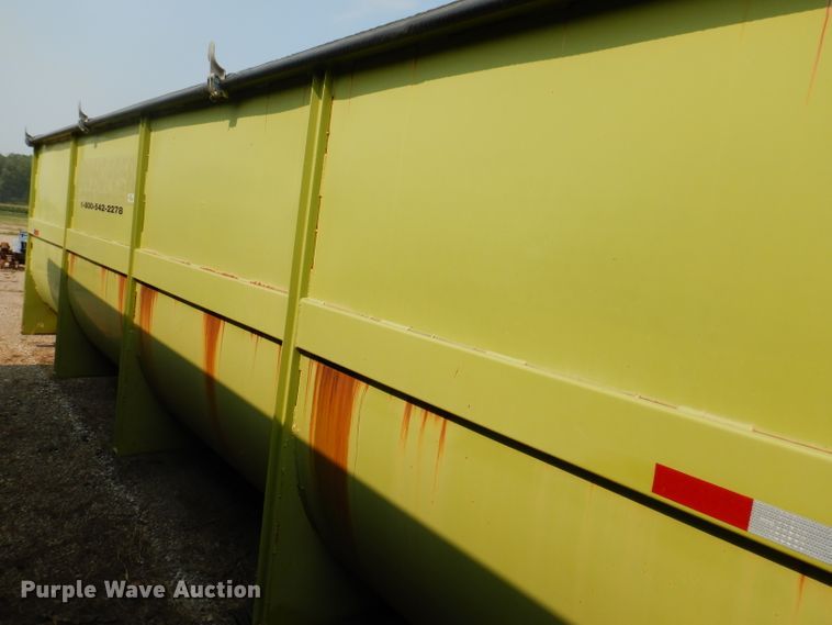 image for item IN9811 2003 CH TLR-1050  roll-off grain trailer