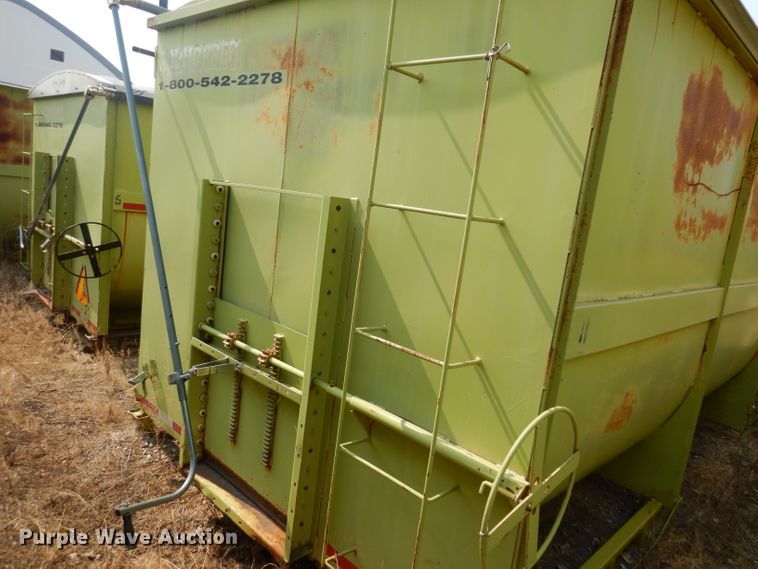 image for item IN9811 2003 CH TLR-1050  roll-off grain trailer