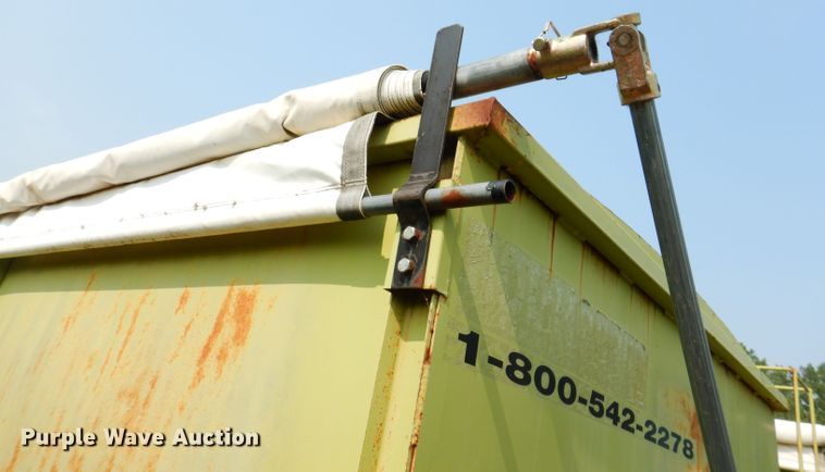 image for item IN9811 2003 CH TLR-1050  roll-off grain trailer