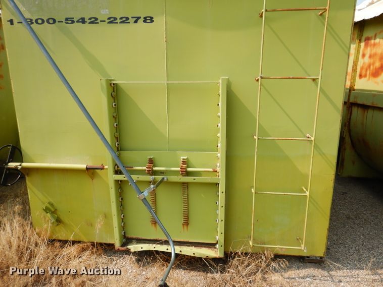 image for item IN9811 2003 CH TLR-1050  roll-off grain trailer