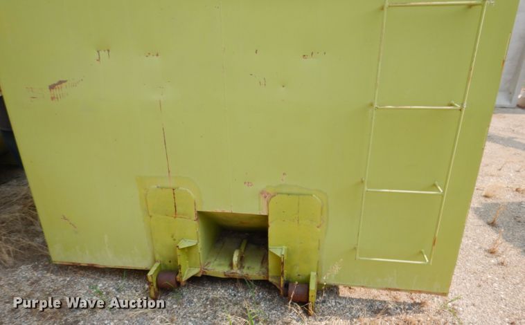 image for item IN9811 2003 CH TLR-1050  roll-off grain trailer