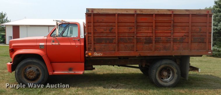image for item IN9830 1975 Chevrolet C60  grain truck