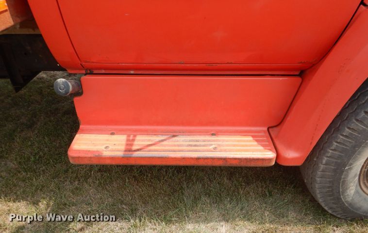 image for item IN9830 1975 Chevrolet C60  grain truck