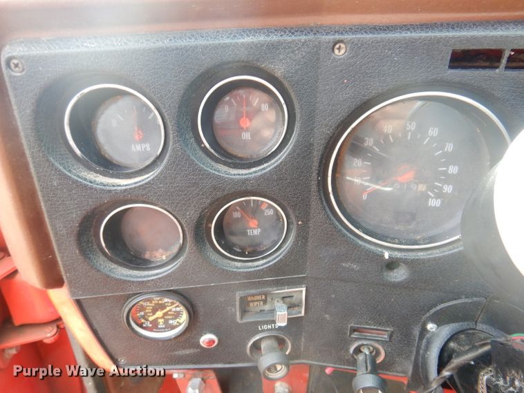 image for item IN9830 1975 Chevrolet C60  grain truck