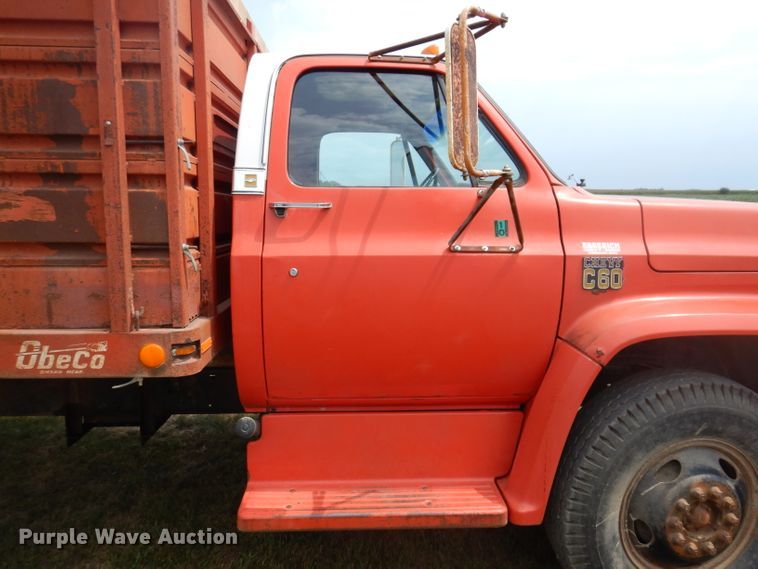 image for item IN9830 1975 Chevrolet C60  grain truck