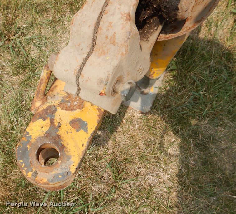 image for item IN9831 Vermeer PT18  tile trencher