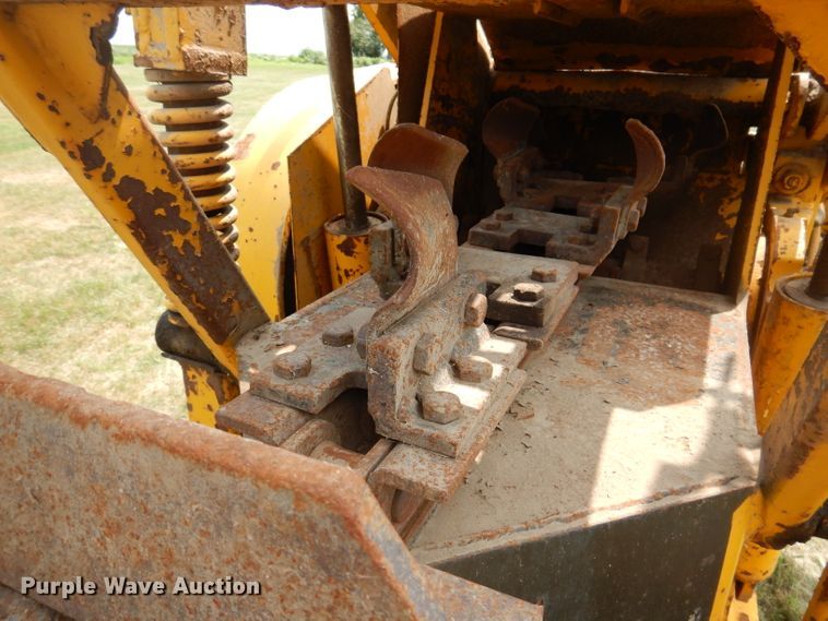 image for item IN9831 Vermeer PT18  tile trencher