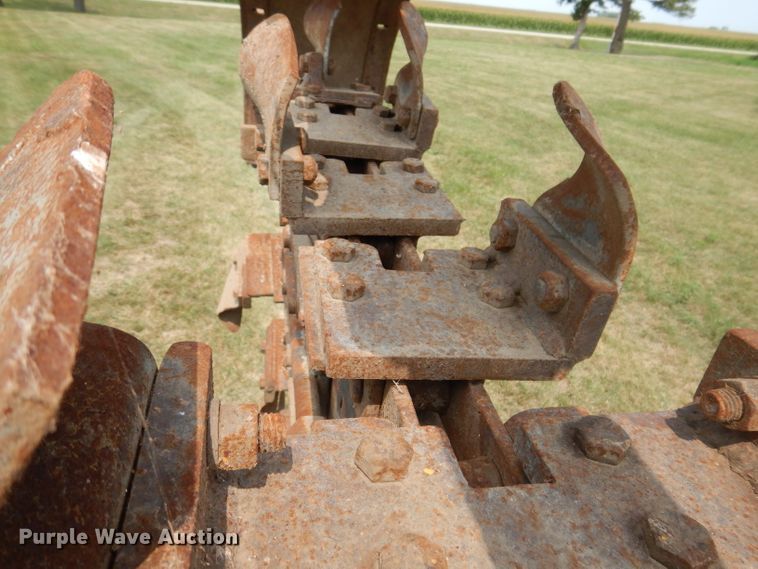 image for item IN9831 Vermeer PT18  tile trencher