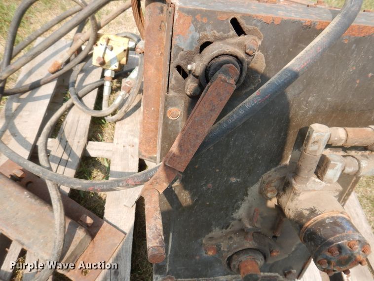 image for item IN9831 Vermeer PT18  tile trencher