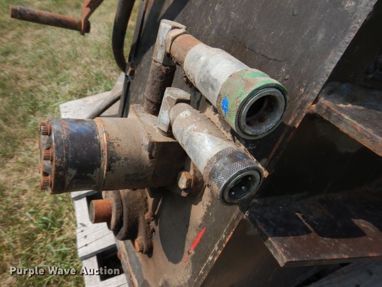 image for item IN9831 Vermeer PT18  tile trencher