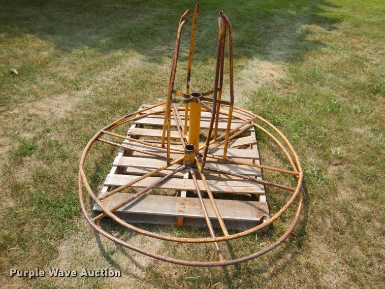 image for item IN9831 Vermeer PT18  tile trencher