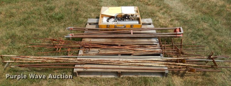 image for item IN9831 Vermeer PT18  tile trencher