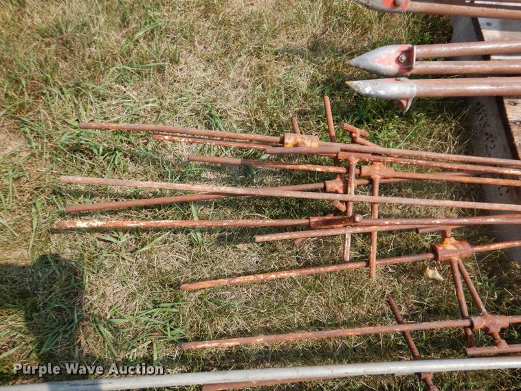 image for item IN9831 Vermeer PT18  tile trencher