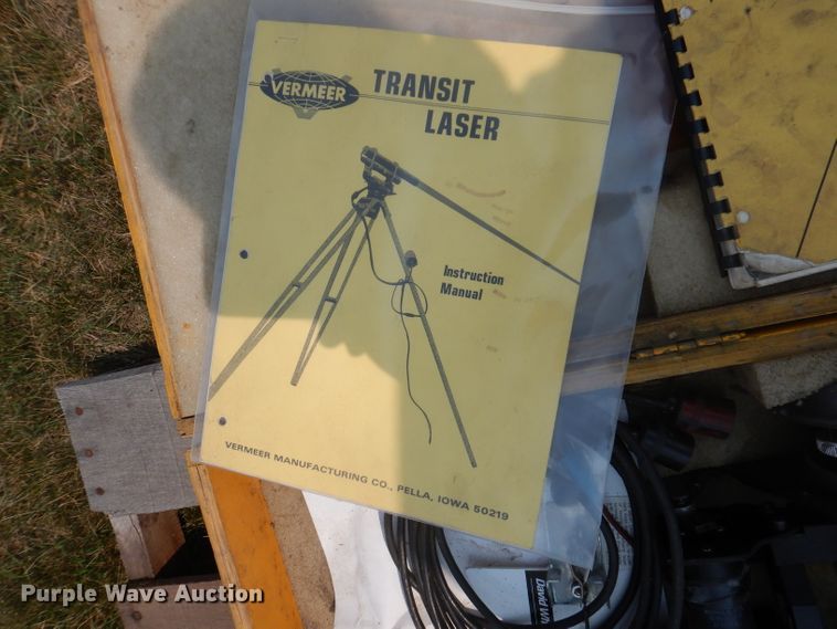 image for item IN9831 Vermeer PT18  tile trencher