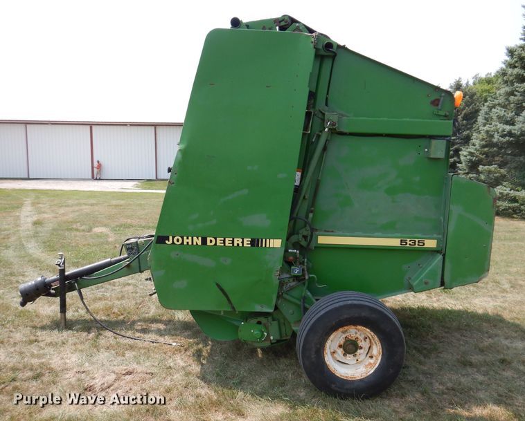 image for item IN9832 1994 John Deere 535  round baler