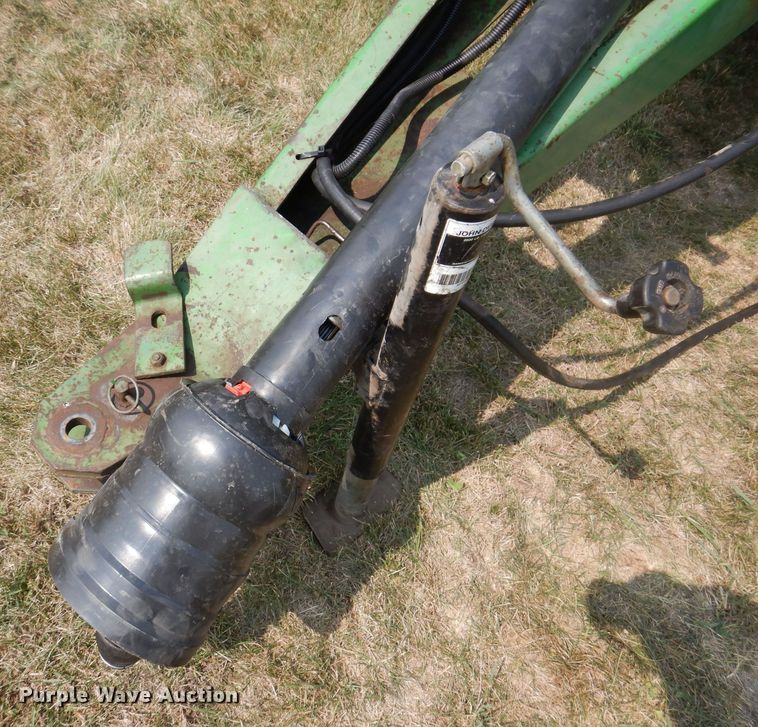 image for item IN9832 1994 John Deere 535  round baler