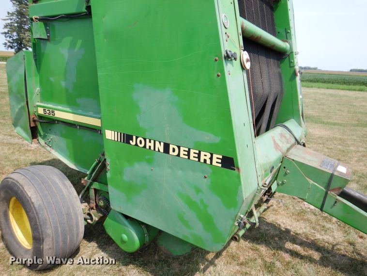 image for item IN9832 1994 John Deere 535  round baler