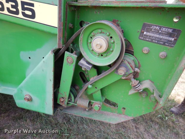 image for item IN9832 1994 John Deere 535  round baler