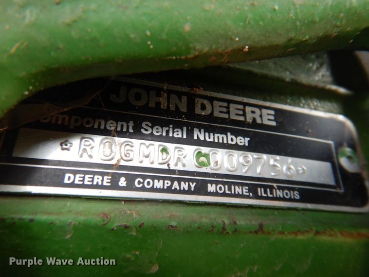 image for item IN9833 1986 John Deere 8820 Titan II  combine