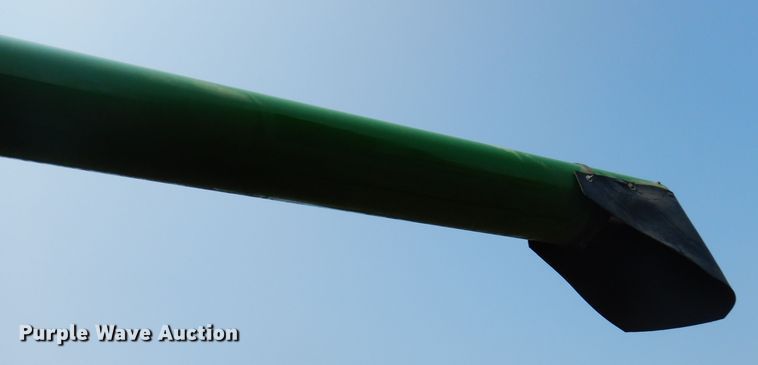 image for item IN9833 1986 John Deere 8820 Titan II  combine