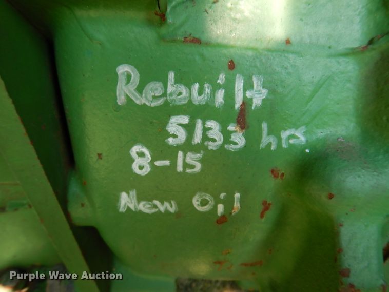 image for item IN9834 1982 John Deere 8820 Turbo  combine