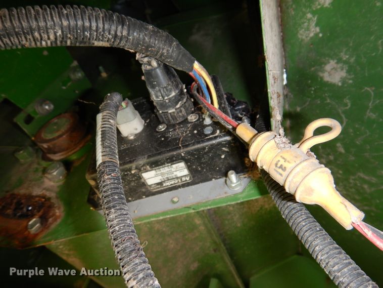 image for item IN9834 1982 John Deere 8820 Turbo  combine