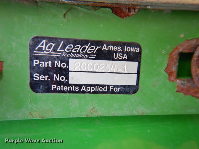 image for item IN9834 1982 John Deere 8820 Turbo  combine