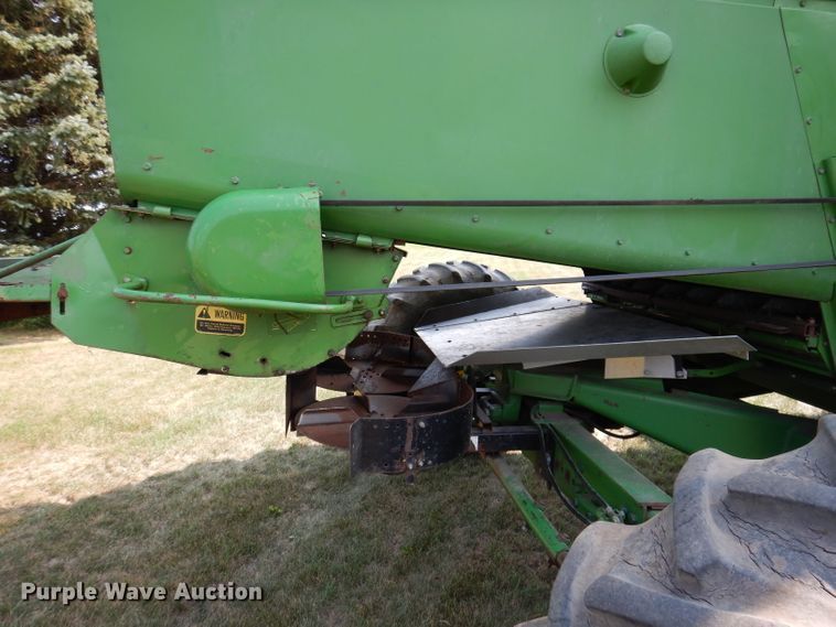 image for item IN9834 1982 John Deere 8820 Turbo  combine