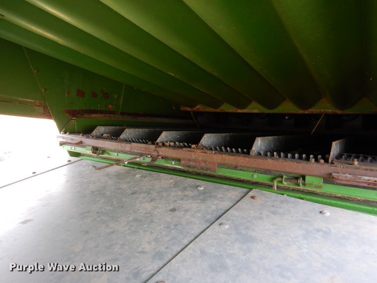 image for item IN9834 1982 John Deere 8820 Turbo  combine