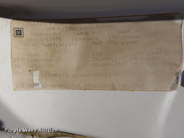 image for item IQ9703 1994 GMC TopKick C6500  seed tender truck