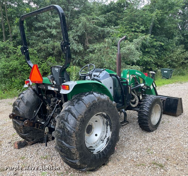 image for item IR9532 Montana 5740  MFWD tractor