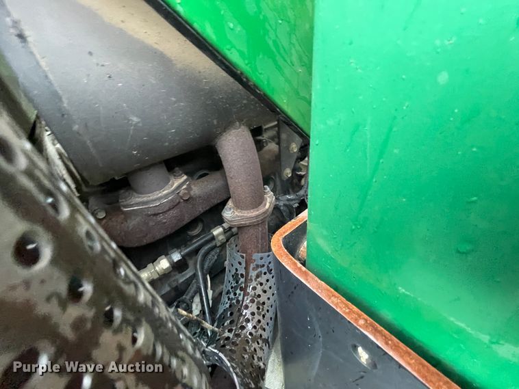 image for item IR9532 Montana 5740  MFWD tractor