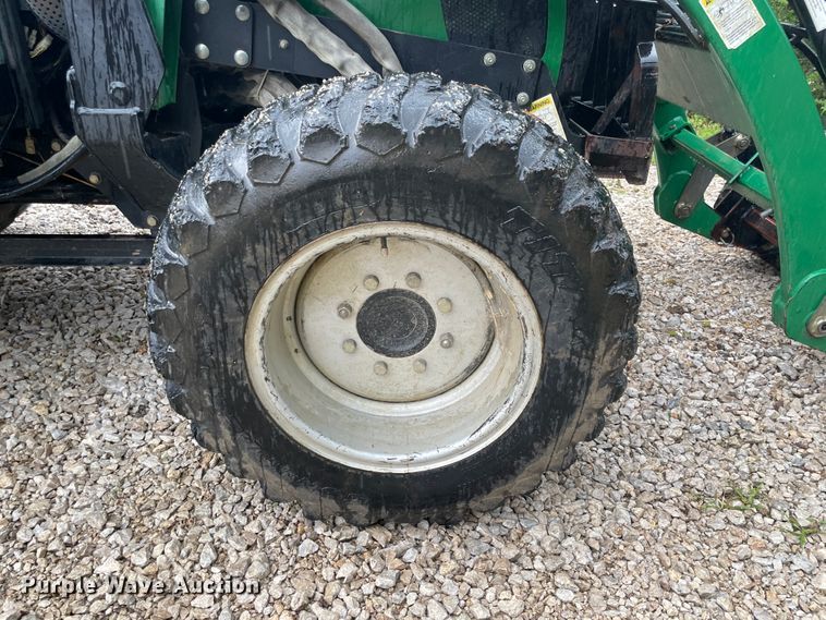 image for item IR9532 Montana 5740  MFWD tractor