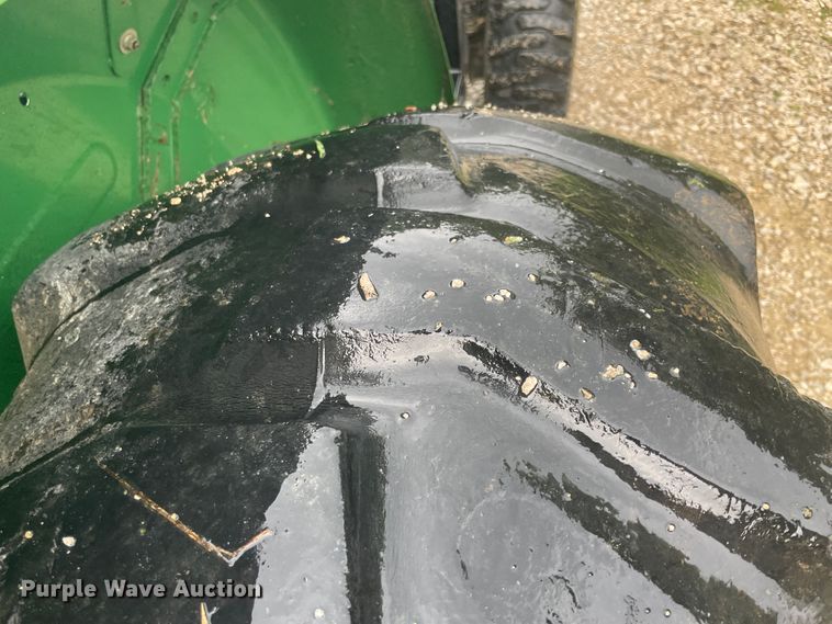 image for item IR9532 Montana 5740  MFWD tractor