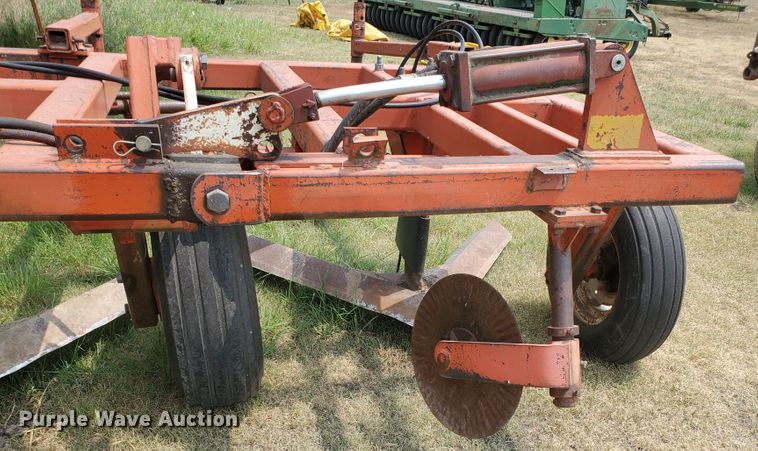 image for item JM9561 Richardson 5X5  sweep plow