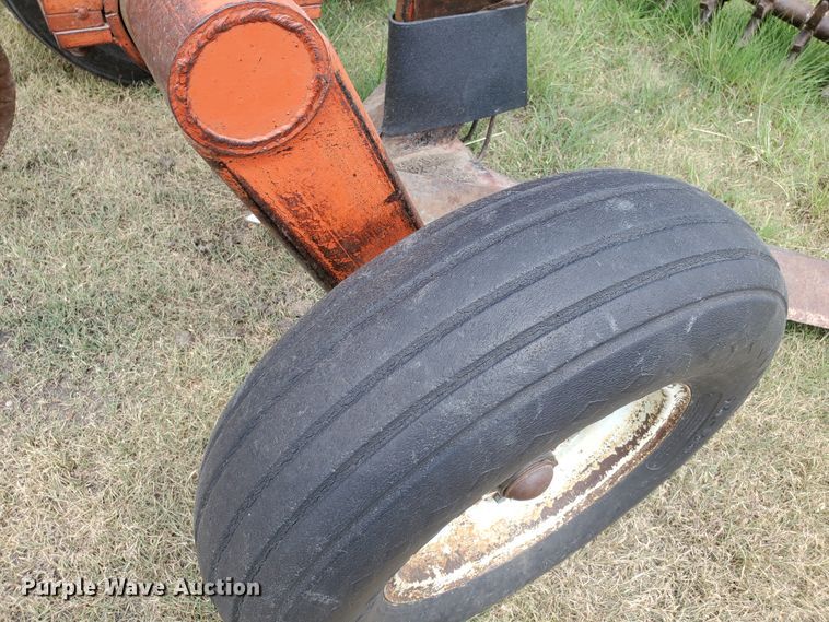 image for item JM9561 Richardson 5X5  sweep plow