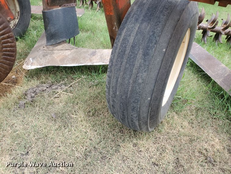 image for item JM9561 Richardson 5X5  sweep plow