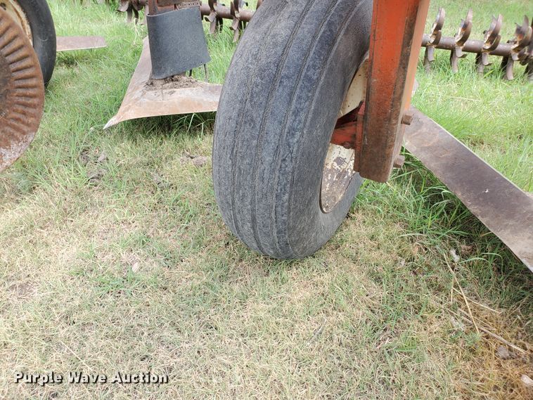 image for item JM9561 Richardson 5X5  sweep plow