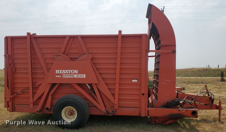 image for item JM9565 Hesston Stakhand 30A  hay stacker
