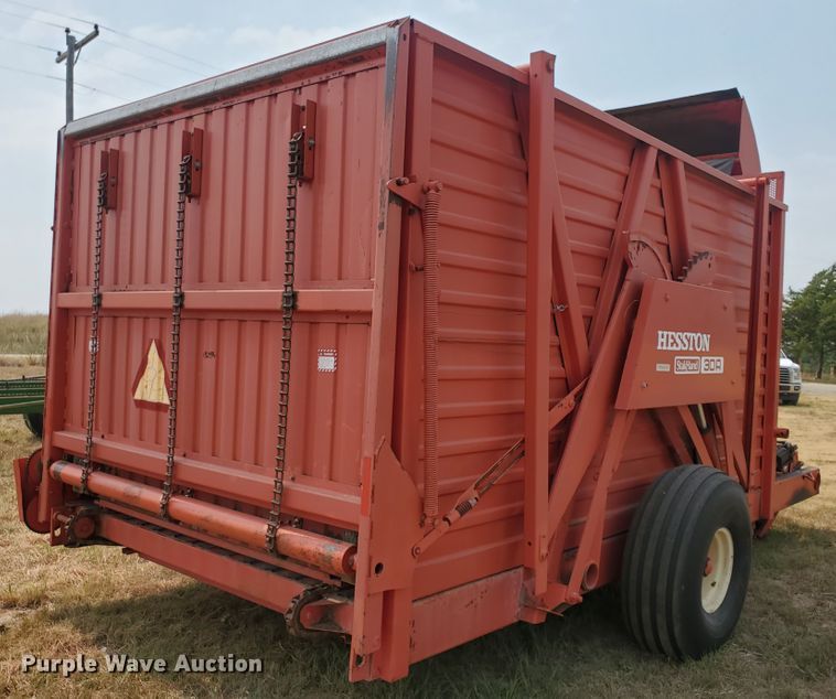 image for item JM9565 Hesston Stakhand 30A  hay stacker