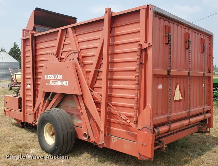 image for item JM9565 Hesston Stakhand 30A  hay stacker