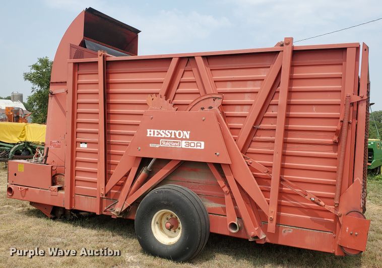 image for item JM9565 Hesston Stakhand 30A  hay stacker