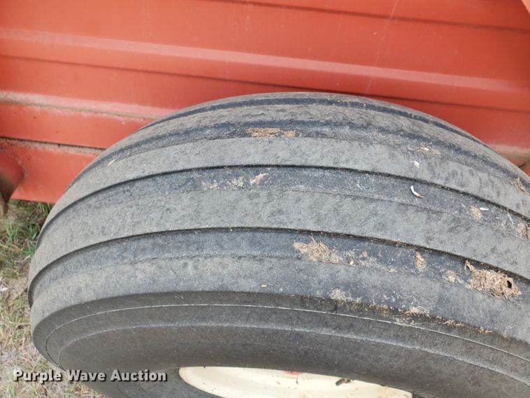 image for item JM9565 Hesston Stakhand 30A  hay stacker