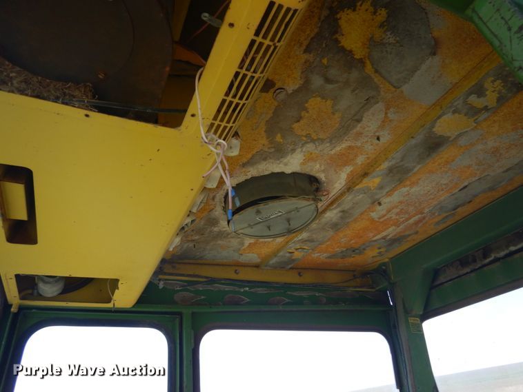 image for item JZ9920 John Deere 4620  tractor