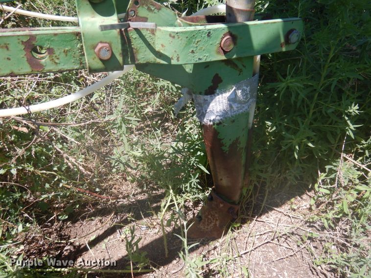 image for item JZ9926 John Deere  grain drill